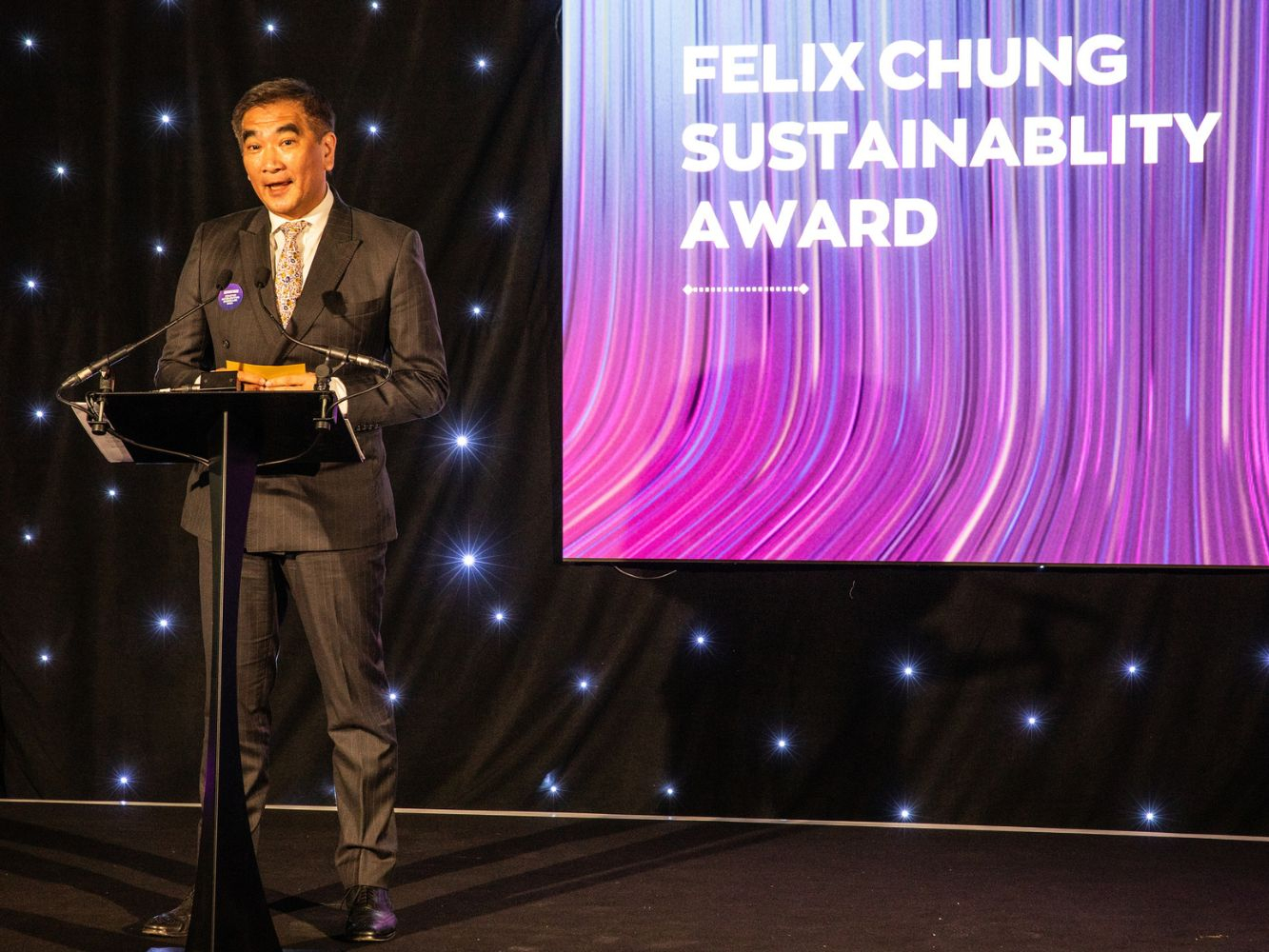 Felix Chung presenting his award