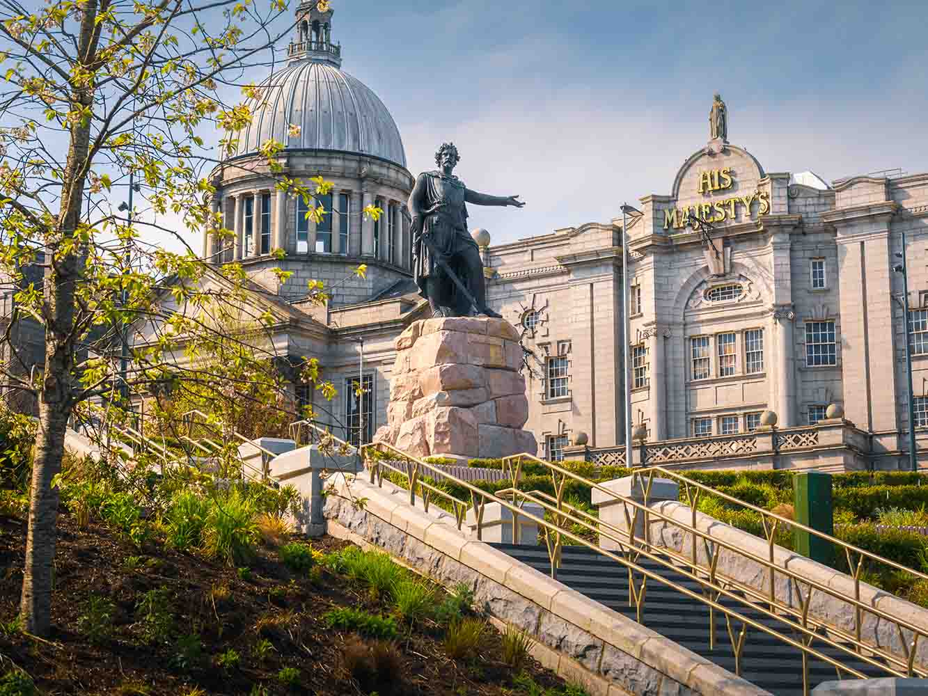 Statue and HMT from Aberdeen's Union Terrace Gardens