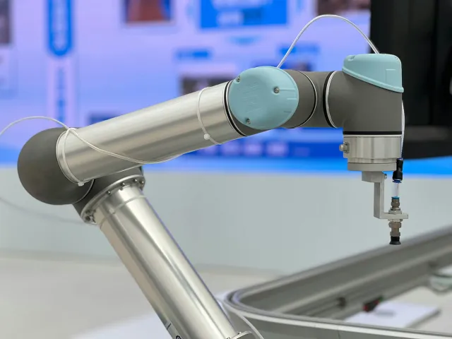 Robotic arm