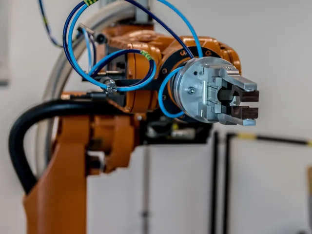 Robotic arm