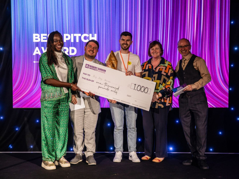 2023 Startup Accelerator winner with £1,000 cheque