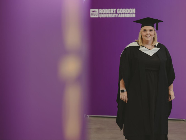 Lisa Alexander - BA (Hons) Social Work Distance Learning