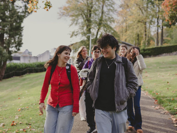 Students walking through RGU campus